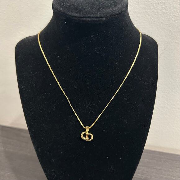 1036 DIOR Pendant Necklace - Picture 1 of 5